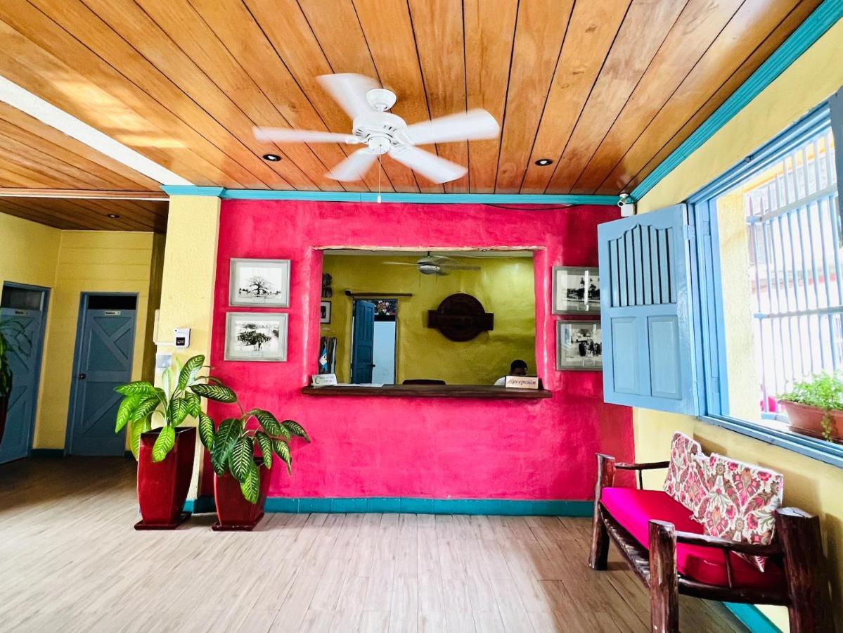 Hotel Casona De La Isla Flores Dış mekan fotoğraf