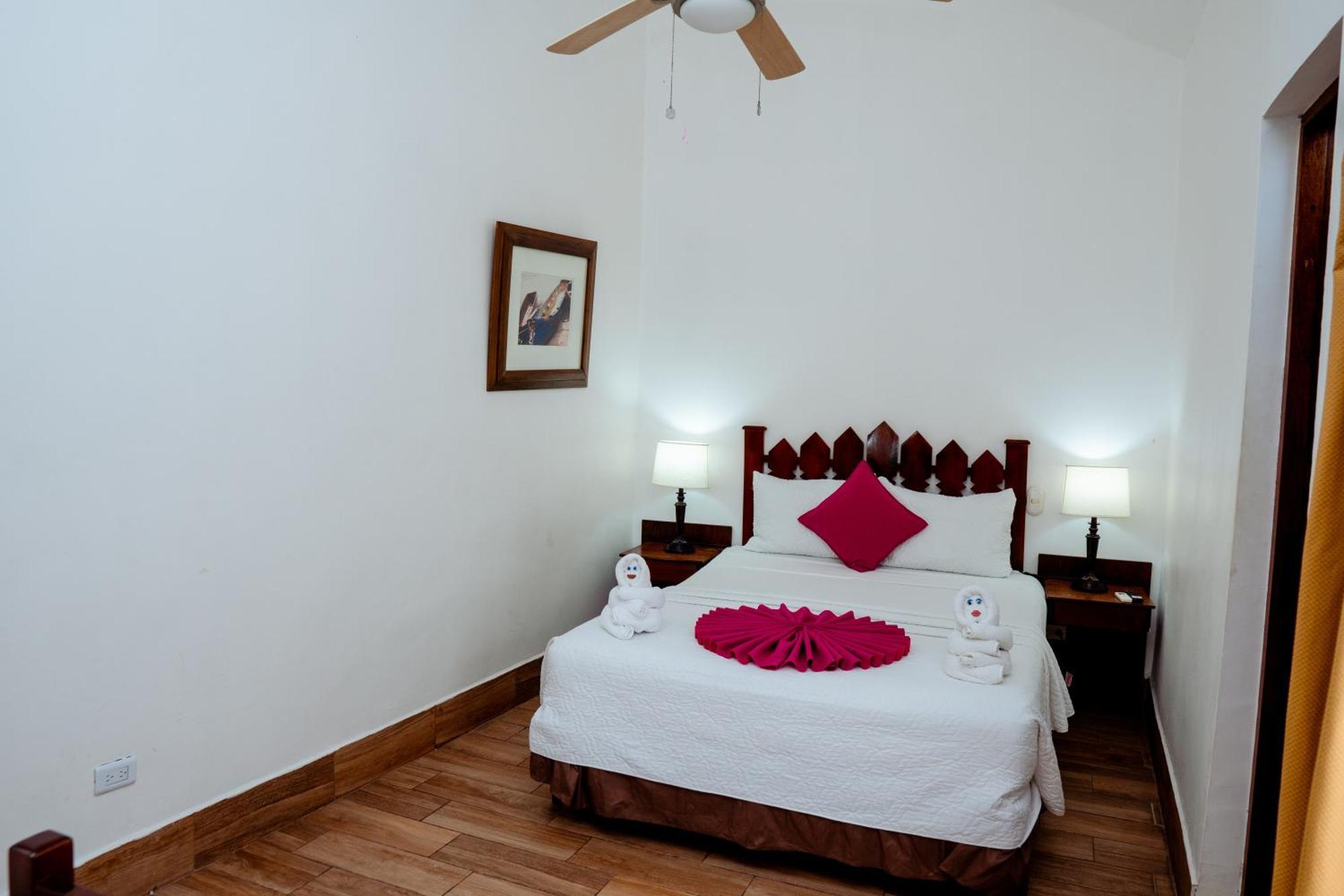 Hotel Casona De La Isla Flores Dış mekan fotoğraf