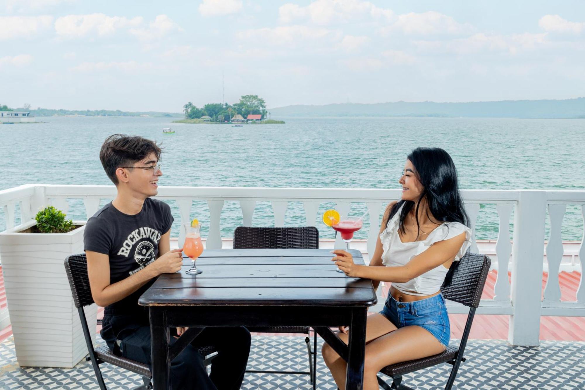 Hotel Casona De La Isla Flores Dış mekan fotoğraf